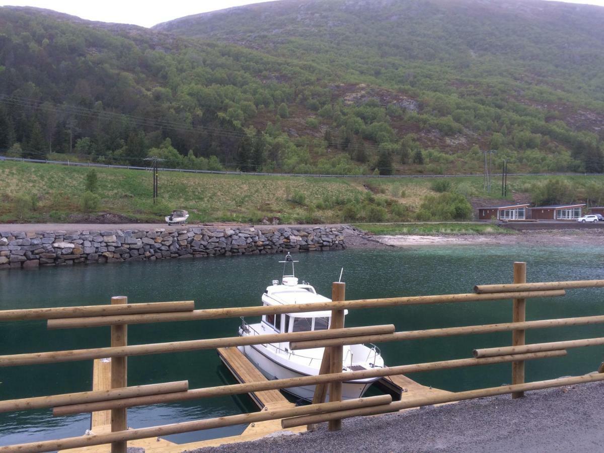 Luxurious Cabin By The Waterfront Leknes Exterior foto