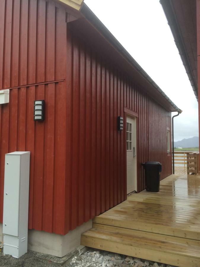 Luxurious Cabin By The Waterfront Leknes Exterior foto